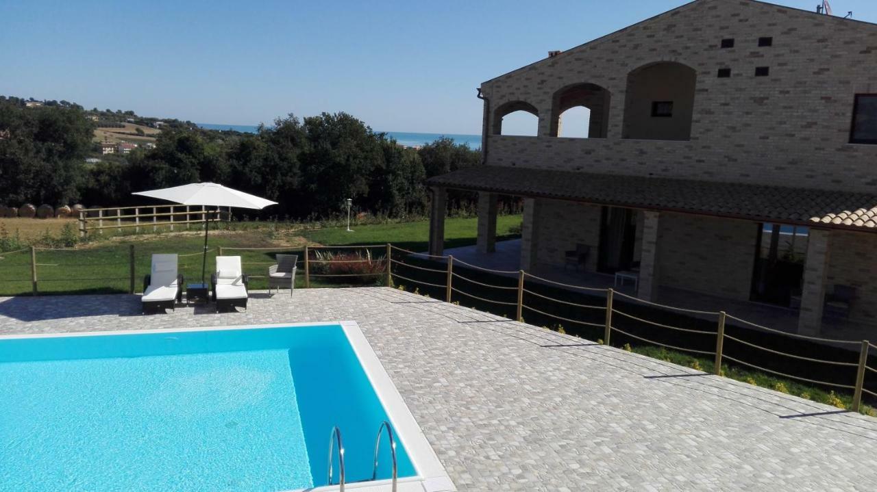 B&B Casalfarano Cupra Marittima Extérieur photo